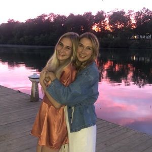 Meet your Posher, Mallory